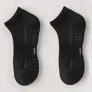 Men's Sweat Absorbing and Breathable Sports Socks